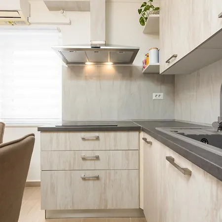 By The Sea - 25997 Apartman
